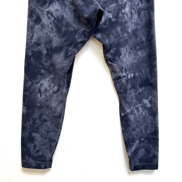 Lululemon Align High-Rise Pant 25" Leggings in Diamond Dye Pitch Grey, Size 14 - Picture 10 of 14